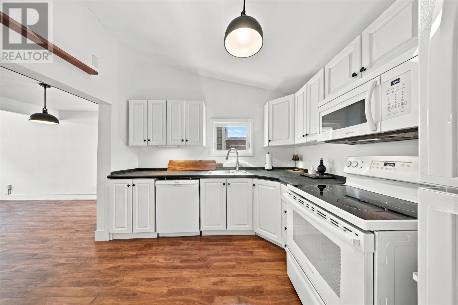 9 Boggan Street, St. John's — photo 10