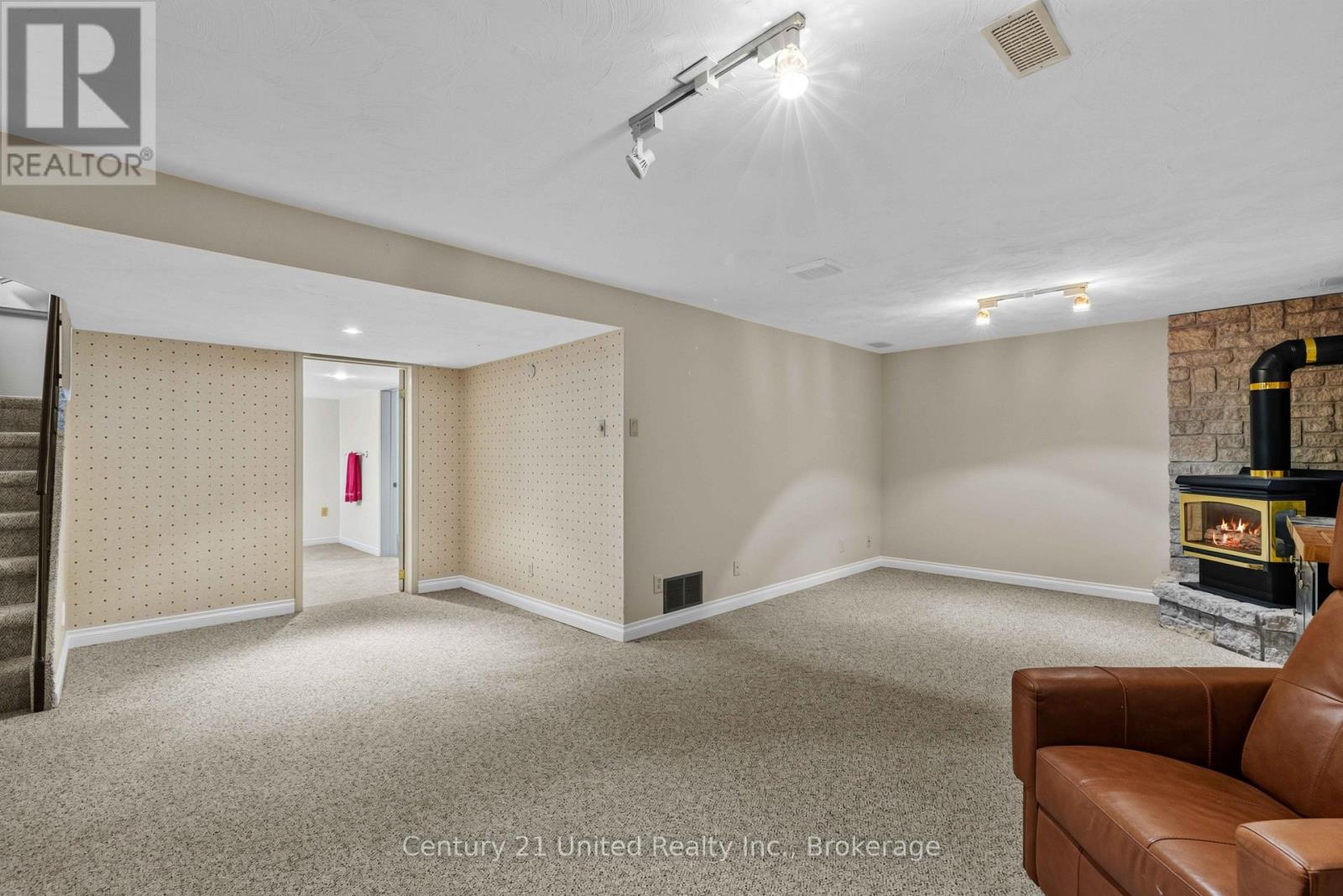 1203 Royal Drive, Peterborough, Ontario  K9H 6R3 - Photo 29 - X13856726