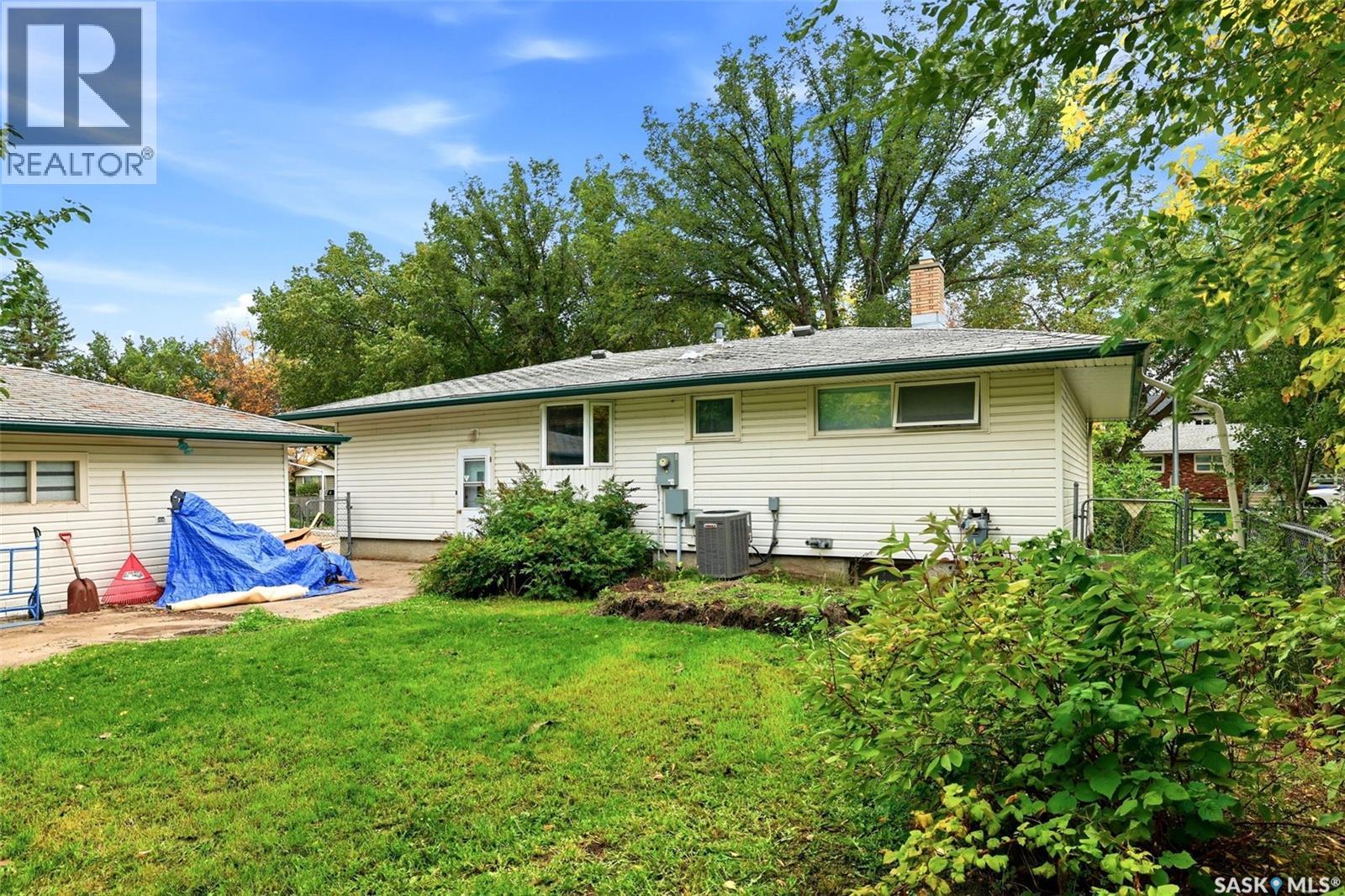 94 Darke Crescent, Regina, Saskatchewan  S4S 3X9 - Photo 6 - SK050187