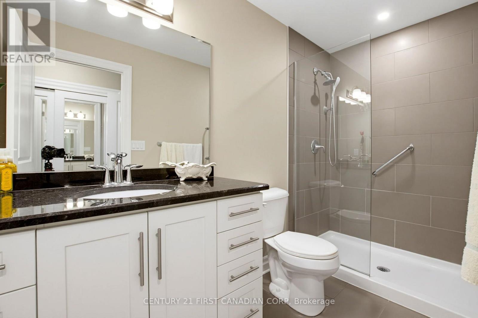 507 - 260 Villagewalk Boulevard, London North, Ontario  N6G 0W6 - Photo 19 - X13856840