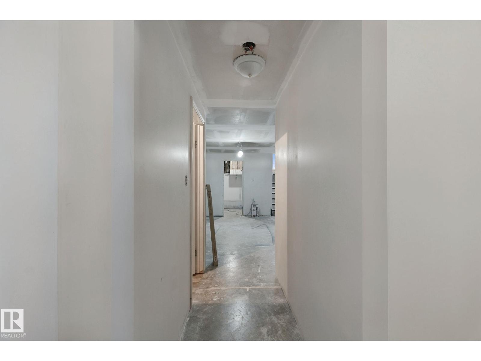 8508 149A AV NW