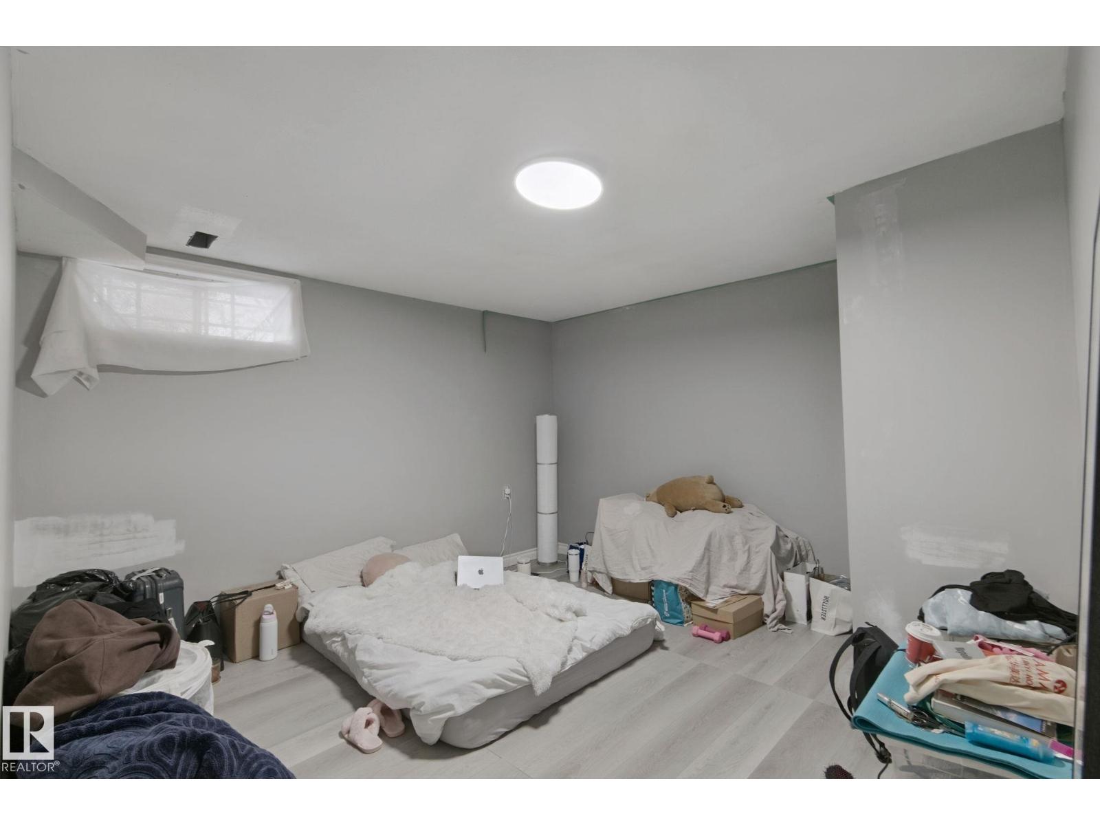 8508 149A AV NW