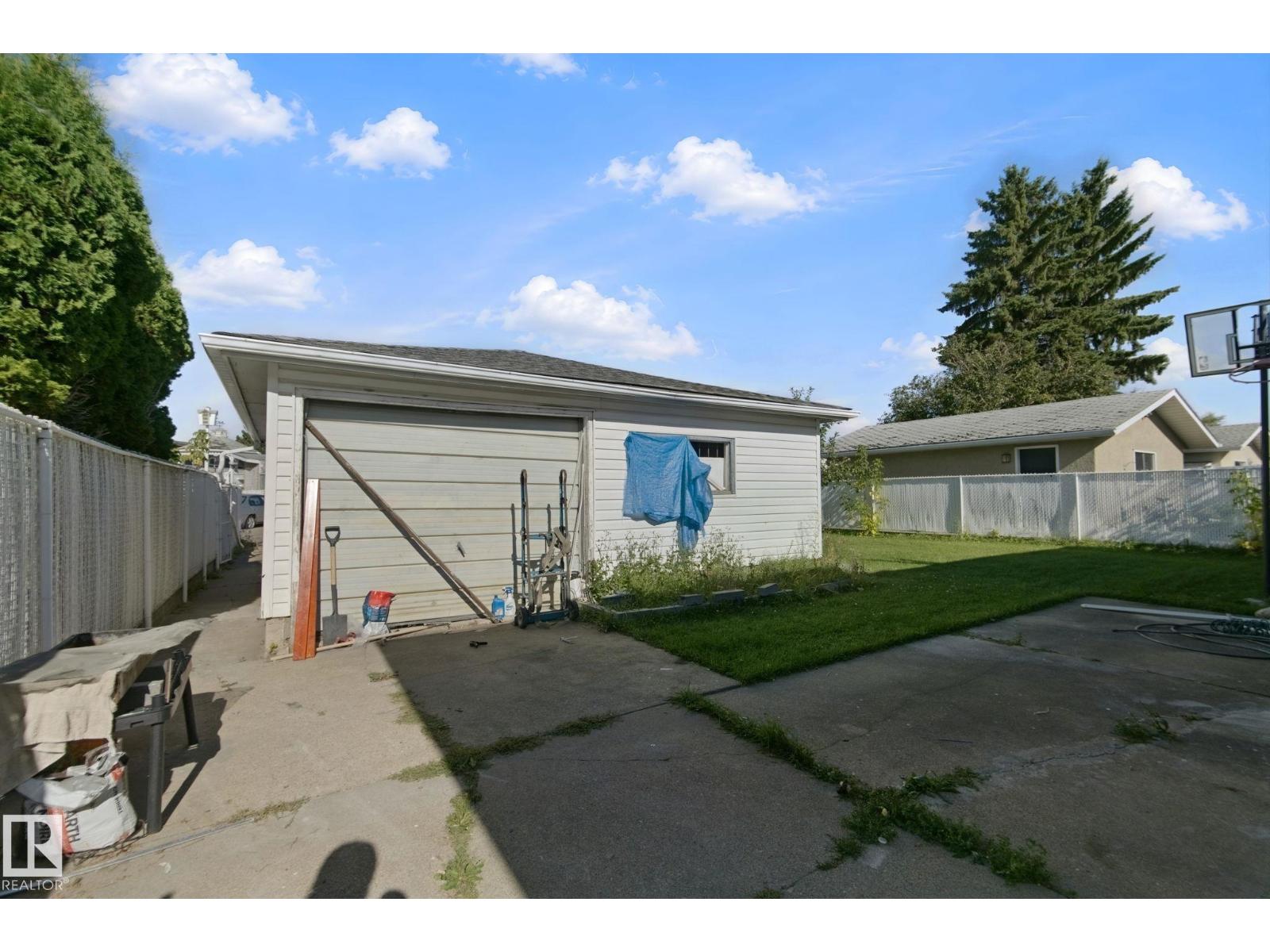 8508 149A AV NW
