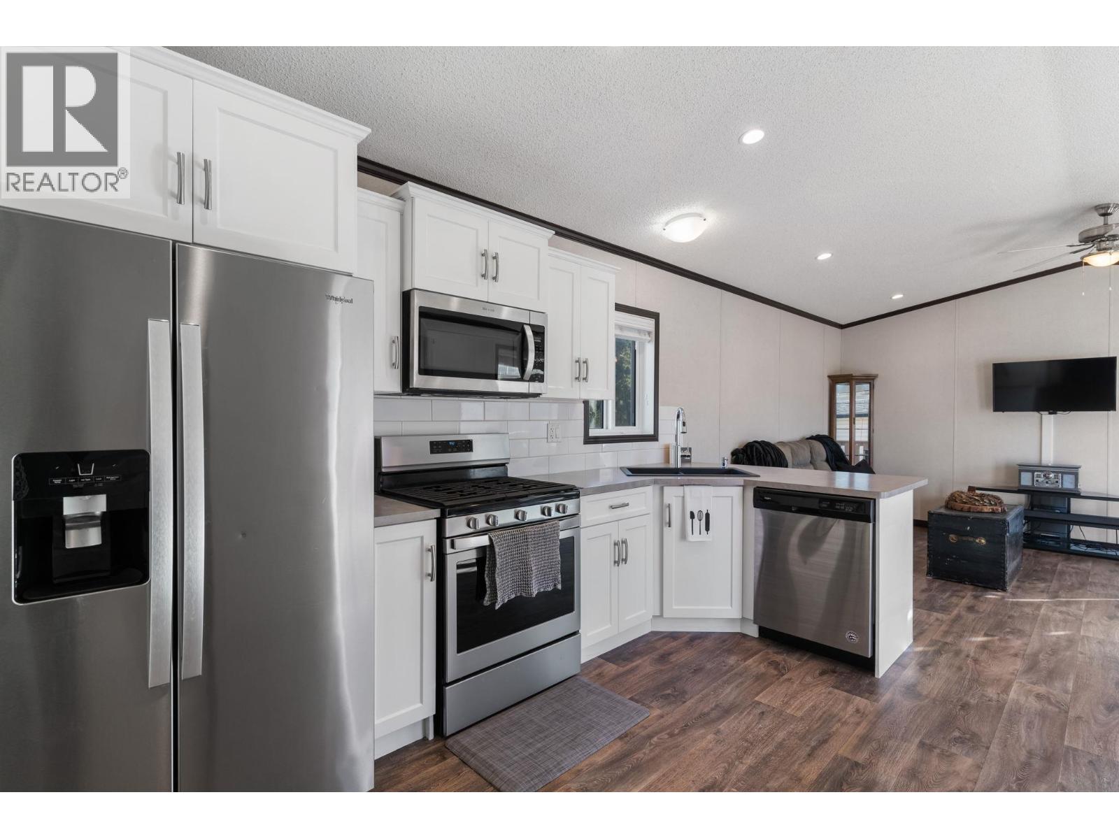 1699 Ross Road Unit# 201