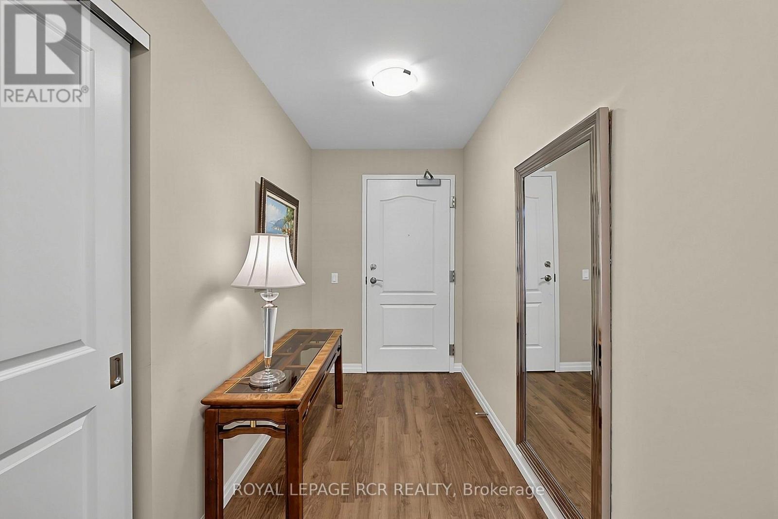 318 - 460 William Graham Drive, Aurora, Ontario  L4G 1X9 - Photo 2 - N13856718