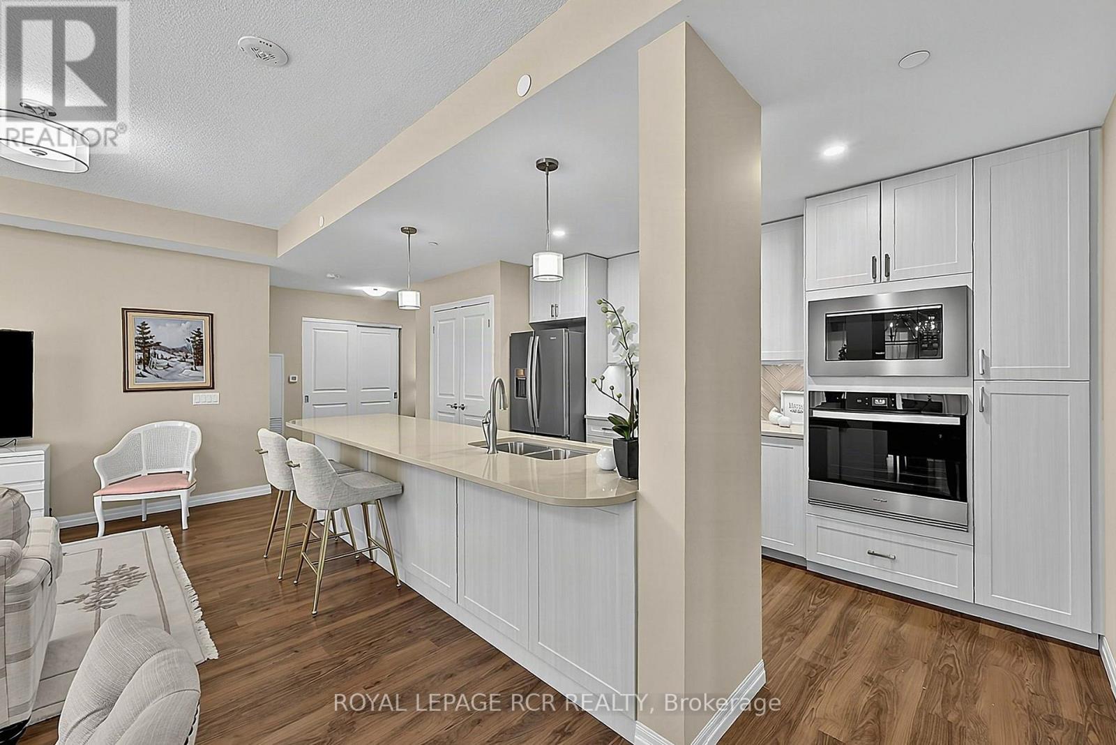 318 - 460 William Graham Drive, Aurora, Ontario  L4G 1X9 - Photo 5 - N13856718