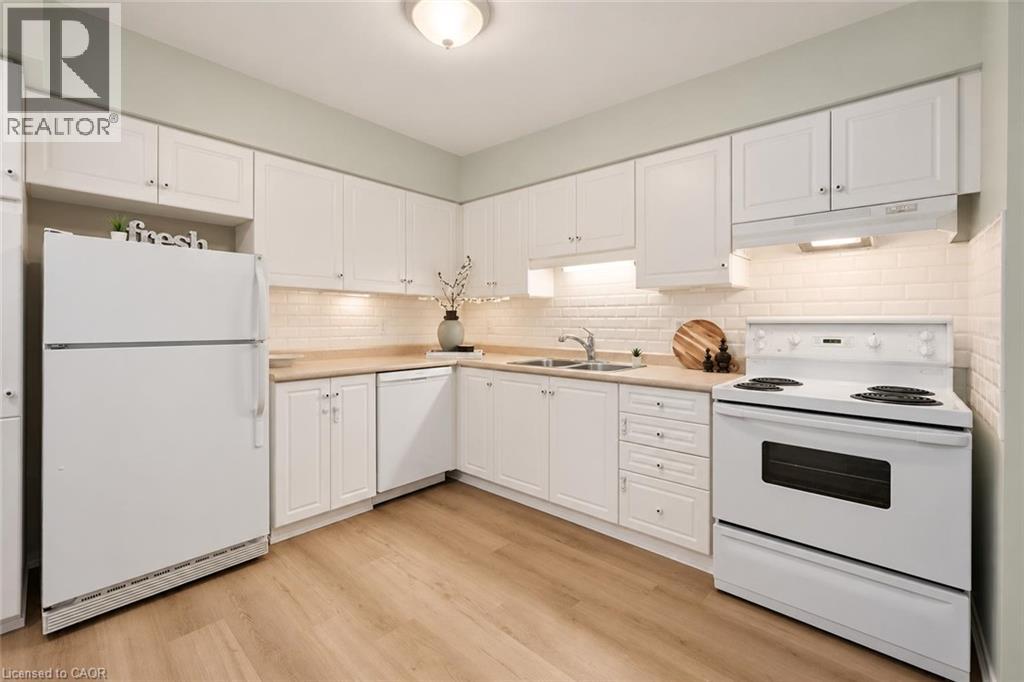 240 London Road W Unit# 71, Guelph, Ontario  N1H 8N8 - Photo 6 - 40866793