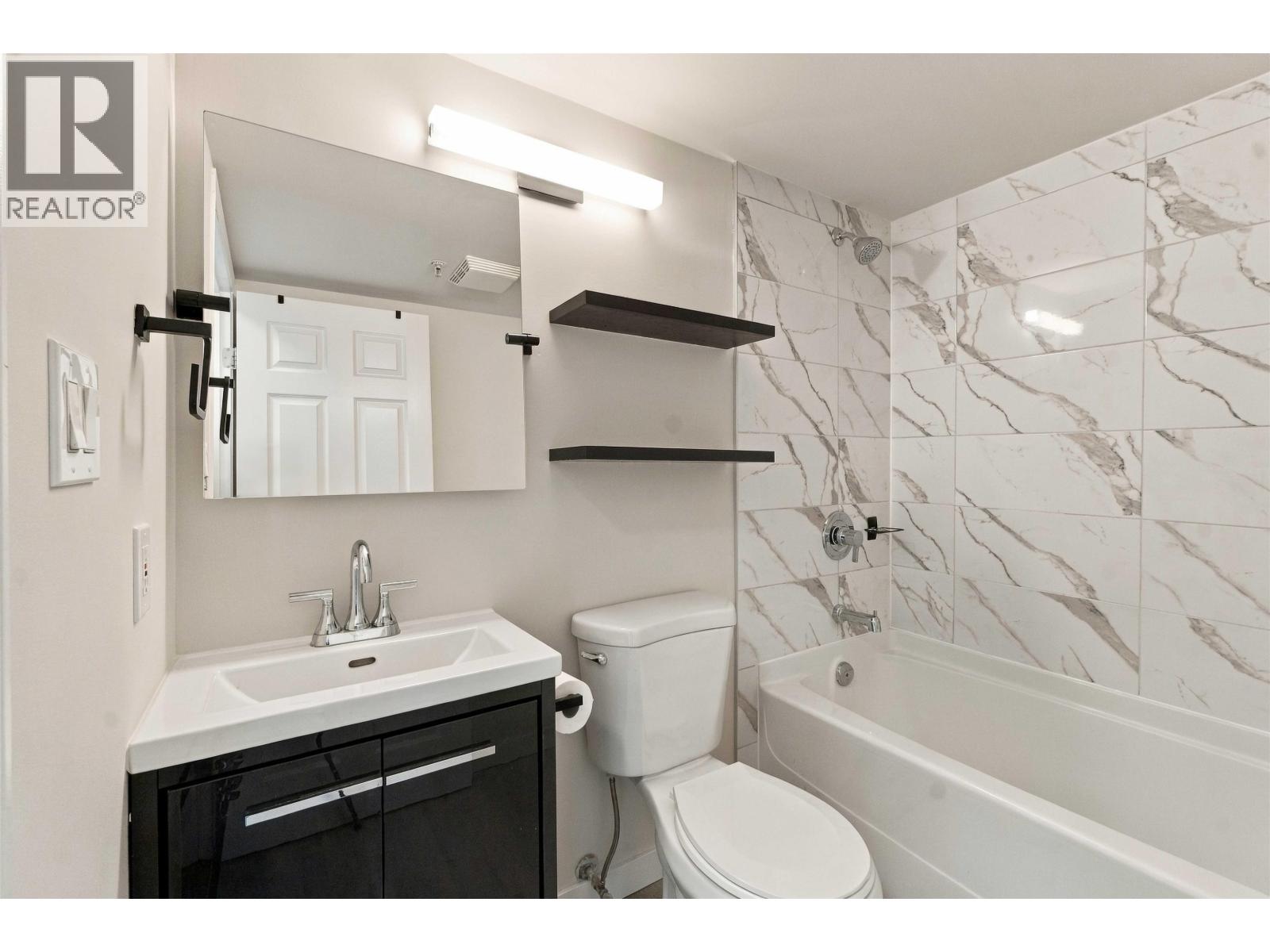 1707 63 KEEFER PLACE