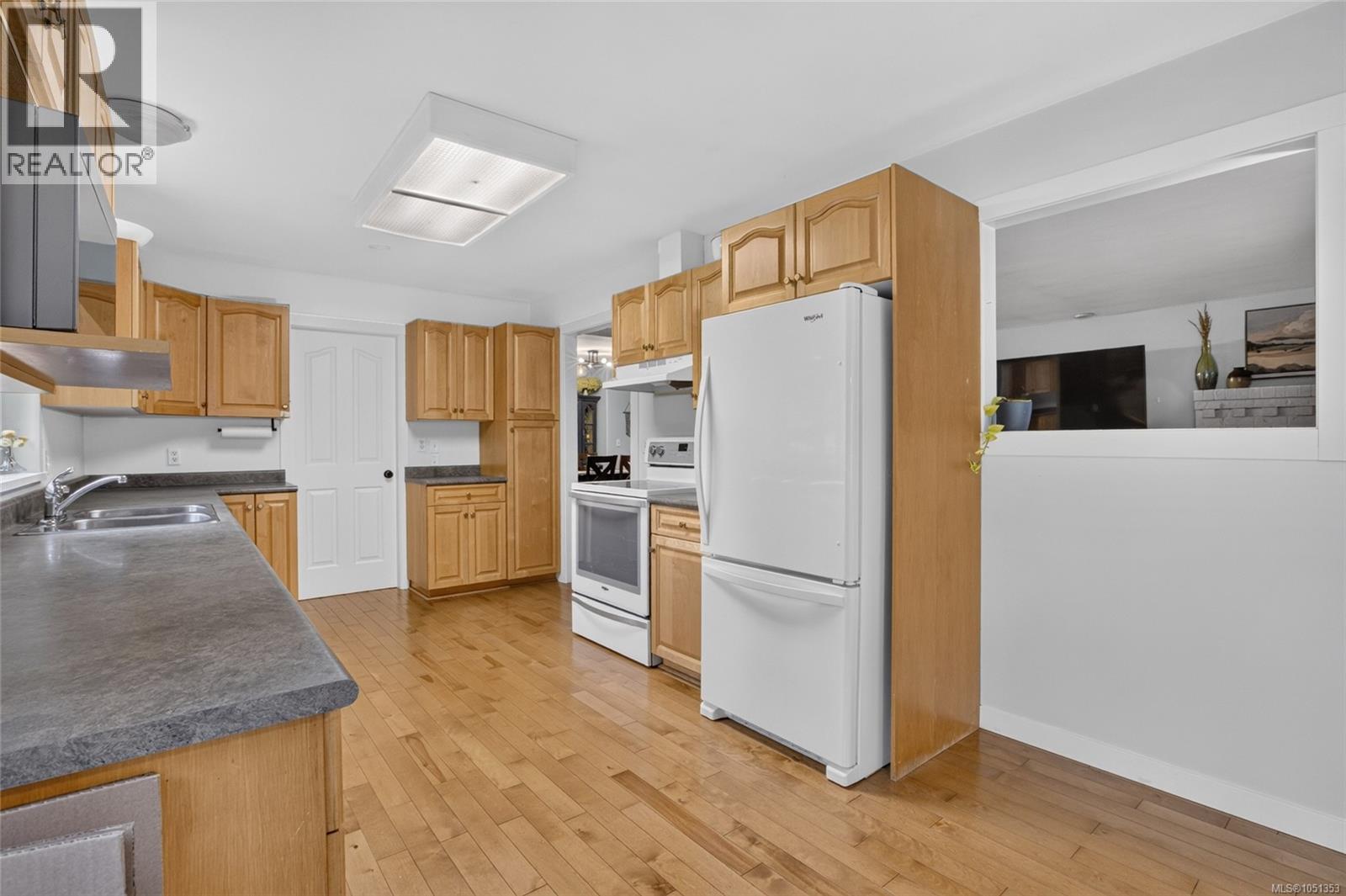 936 Arden Rd, Courtenay, British Columbia  V9N 9K3 - Photo 28 - 1051353