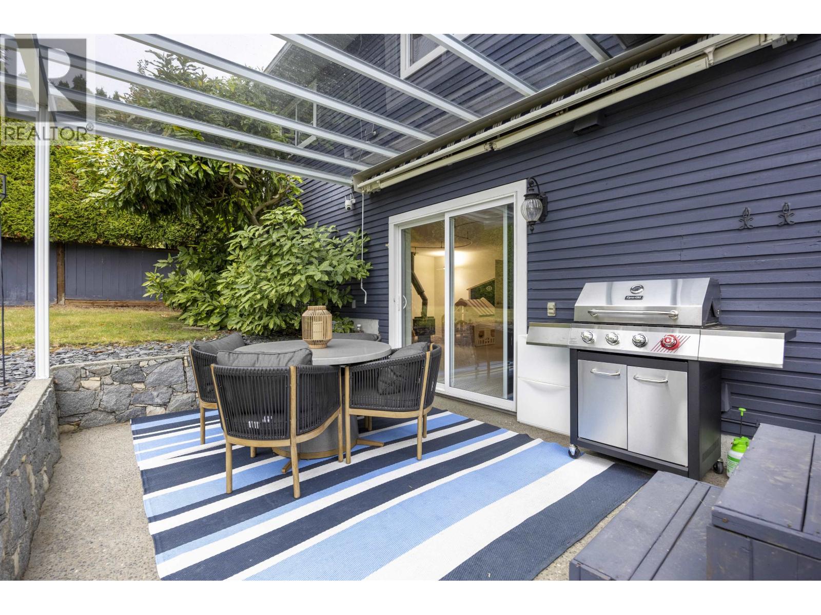 1316 Honeysuckle Lane, Coquitlam, British Columbia  V3E 2H9 - Photo 33 - R3171383
