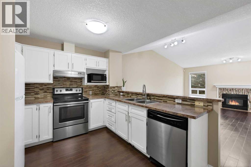 104 Catalina Circle Ne, Calgary, Alberta  T1Y 7B7 - Photo 13 - A2347959