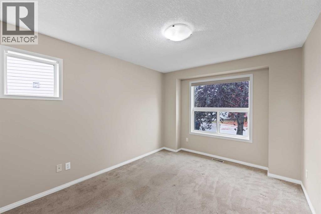 104 Catalina Circle Ne, Calgary, Alberta  T1Y 7B7 - Photo 17 - A2347959