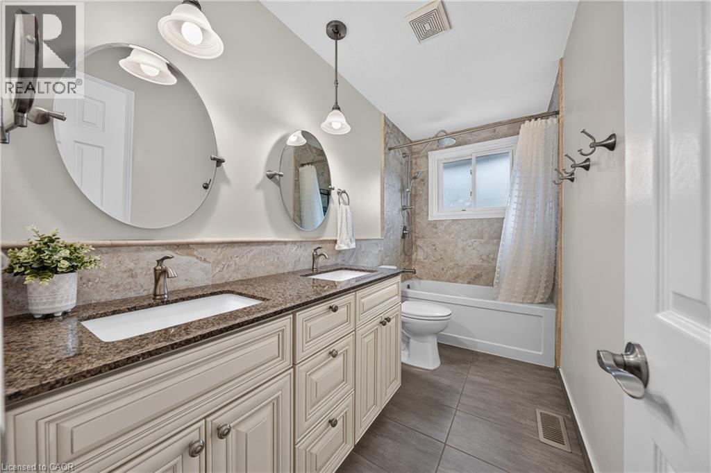 150 Coach Hill Drive, Kitchener, Ontario  N2E 1P4 - Photo 23 - 40868399