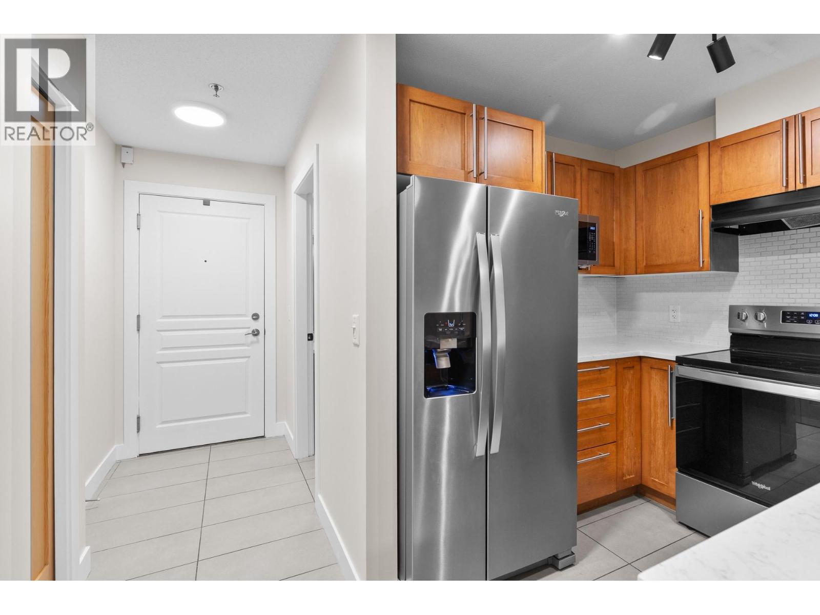 1083 Sunset Drive Unit# 211