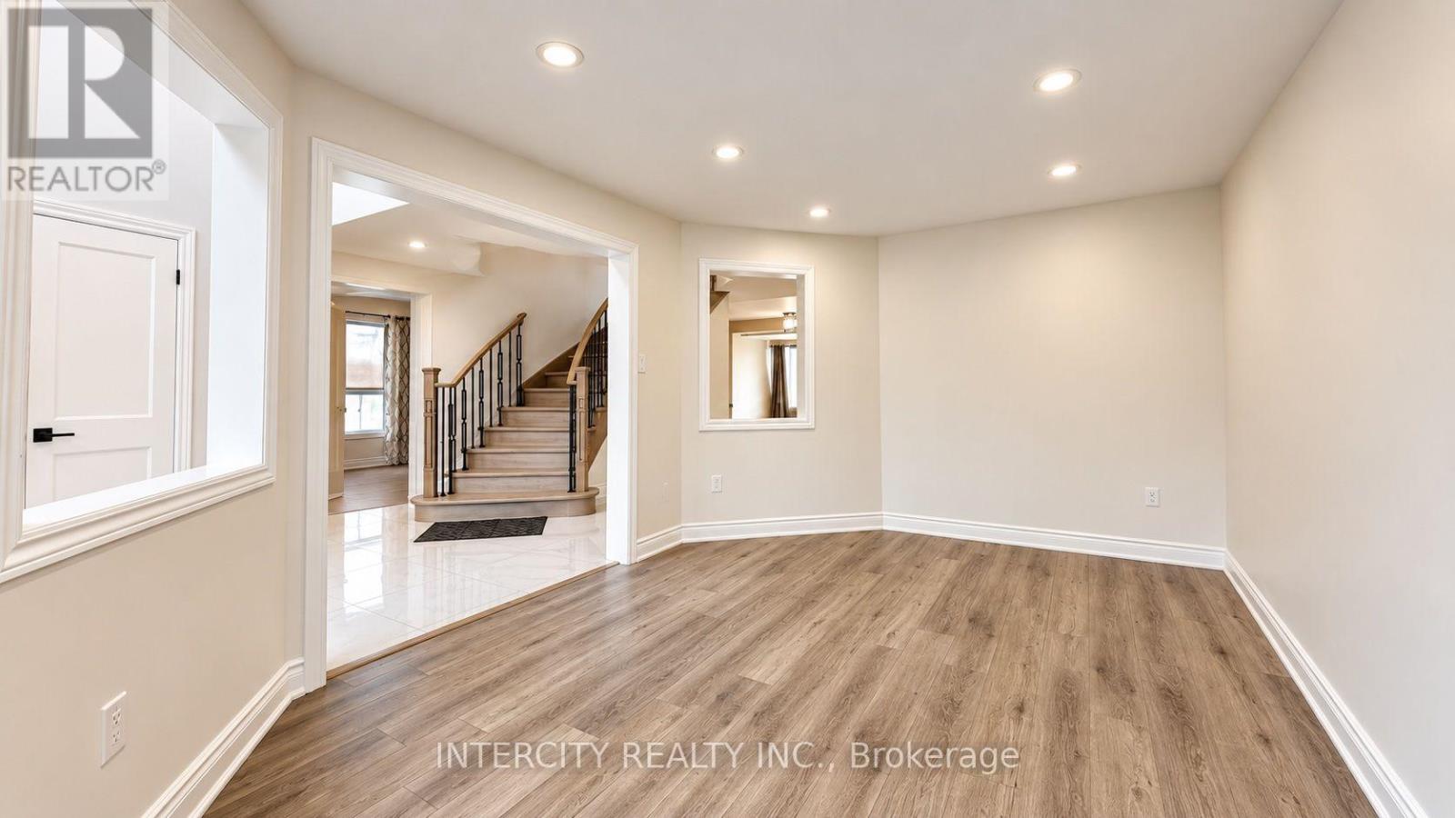 159 Moffatt Avenue, Brampton, Ontario  L6Y 4R8 - Photo 10 - W13856720