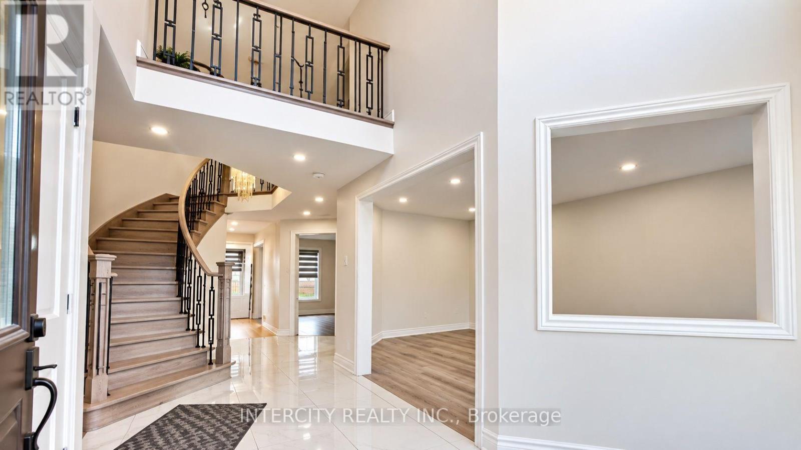 159 Moffatt Avenue, Brampton, Ontario  L6Y 4R8 - Photo 7 - W13856720