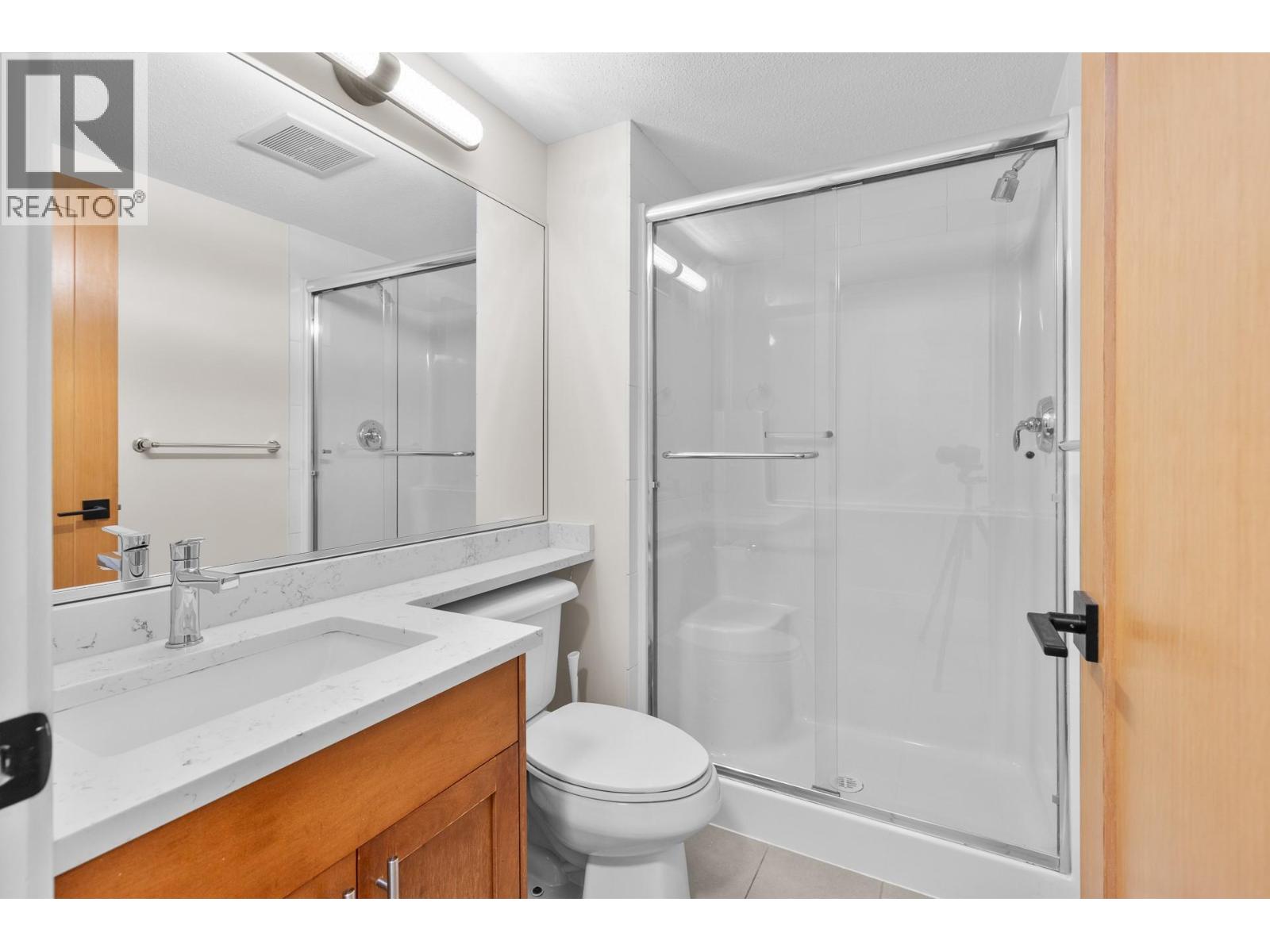 1083 Sunset Drive Unit# 211
