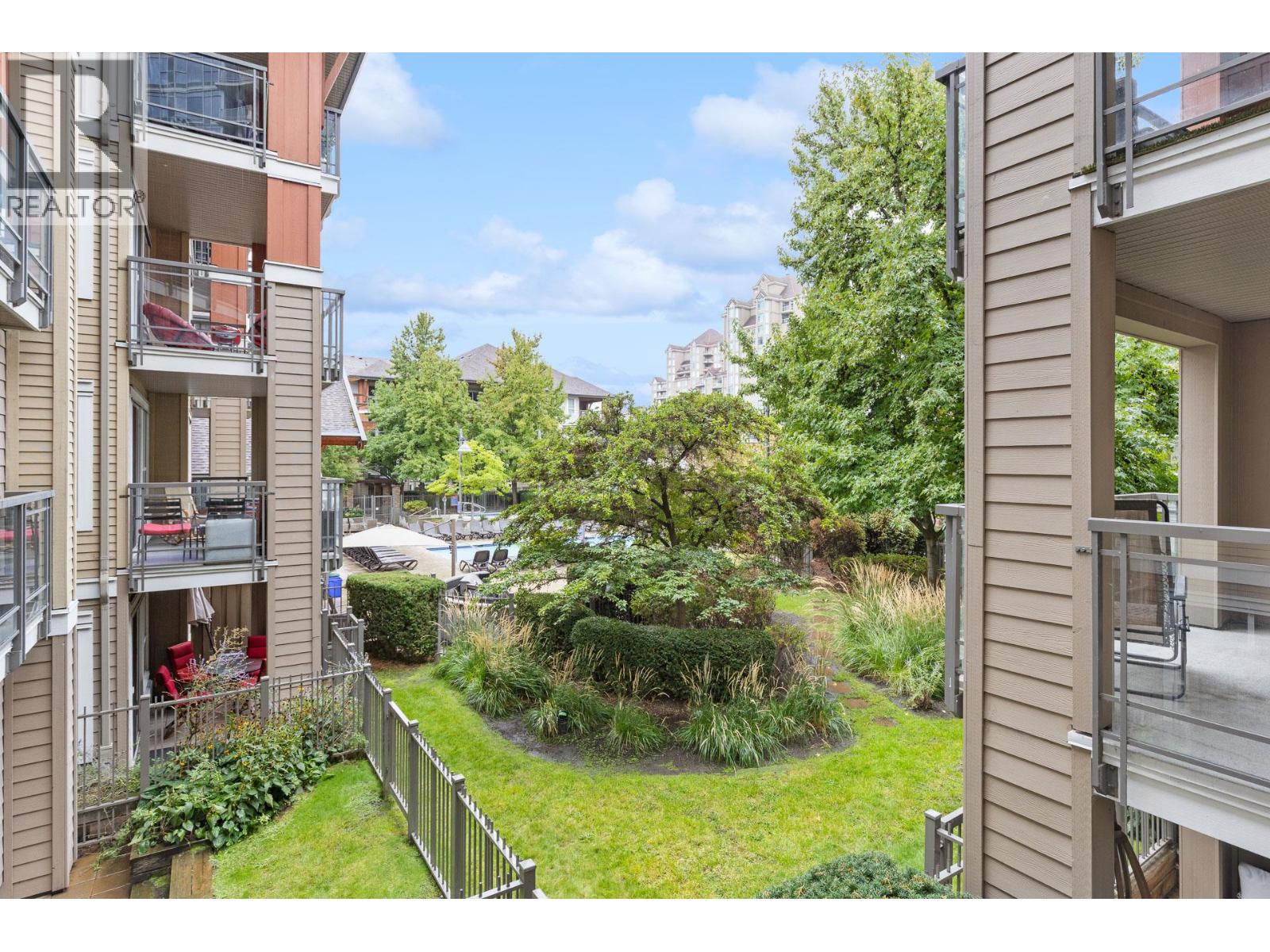 1083 Sunset Drive Unit# 211