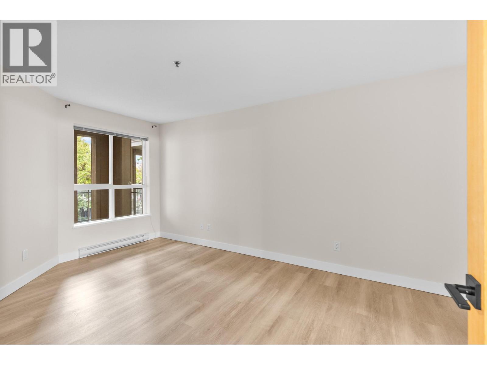 1083 Sunset Drive Unit# 211
