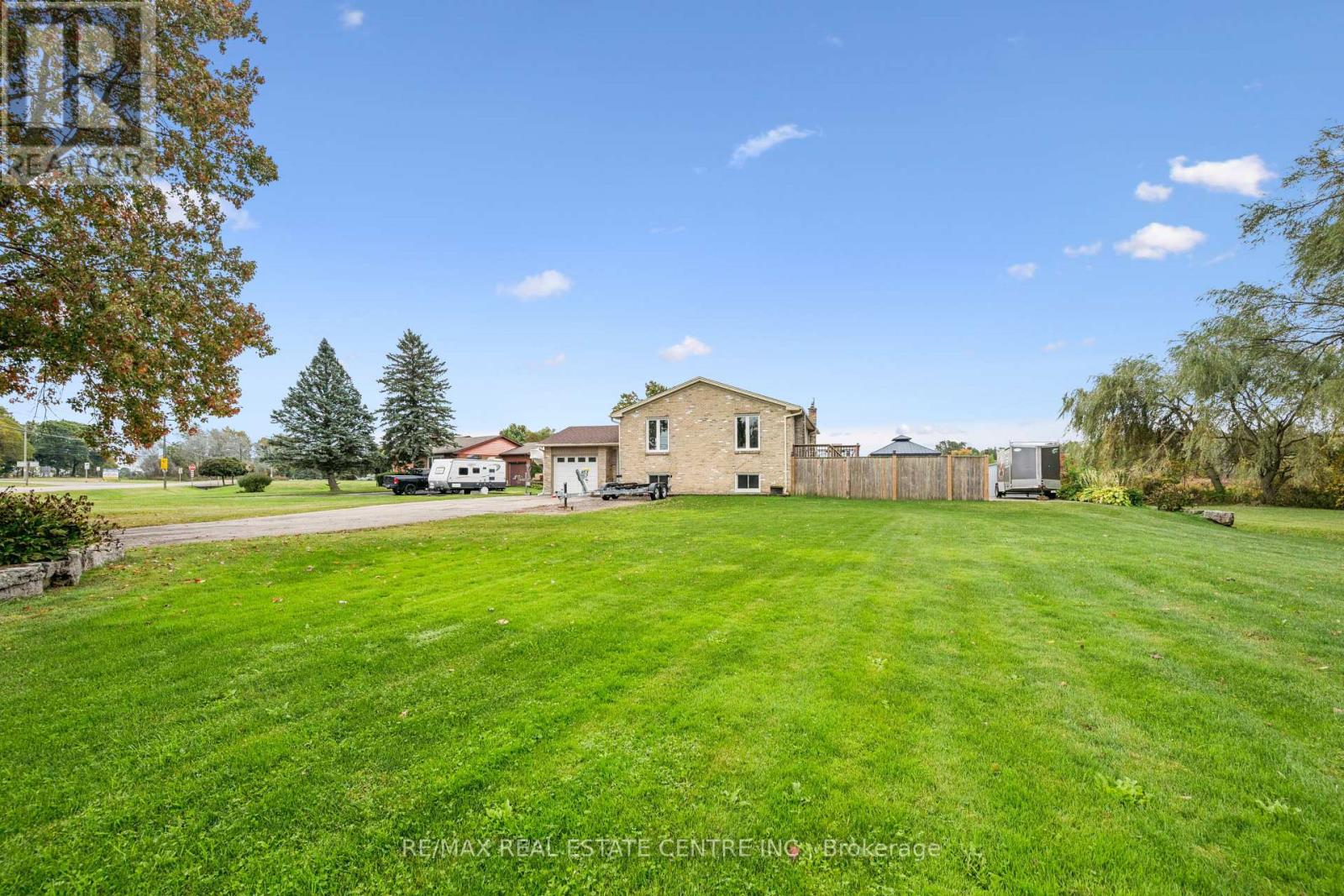 1211 OLD 8 HIGHWAY, Hamilton, Ontario
