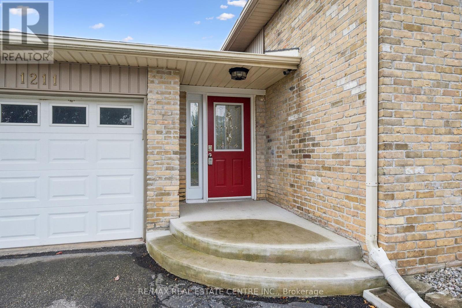 1211 Old 8 Highway, Hamilton, Ontario  L0R 1Z0 - Photo 7 - X13856768