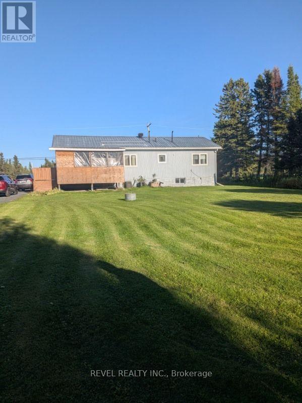 253 Highway 11 Highway S, Cochrane, Ontario  P0L 1C0 - Photo 2 - T13595066