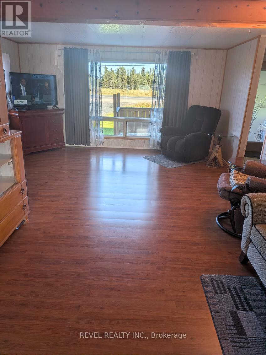 253 Highway 11 Highway S, Cochrane, Ontario  P0L 1C0 - Photo 8 - T13595066
