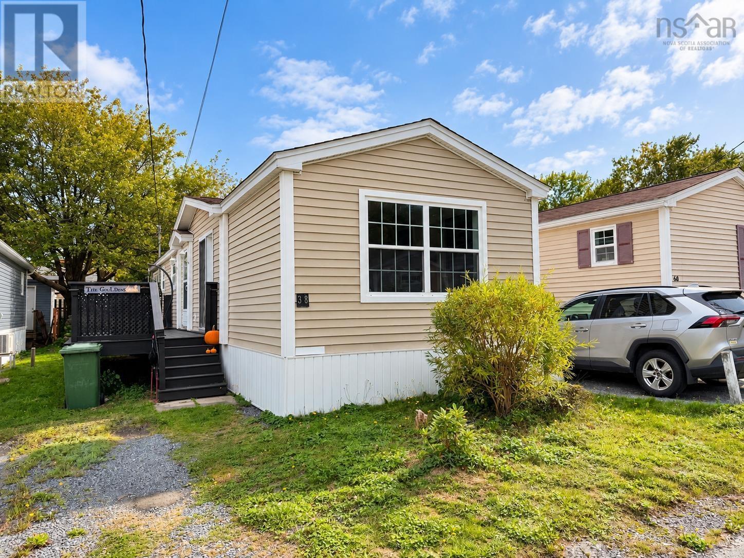 38 Bridget Avenue, Halifax, Nova Scotia  B3R 1H9 - Photo 2 - 202624925