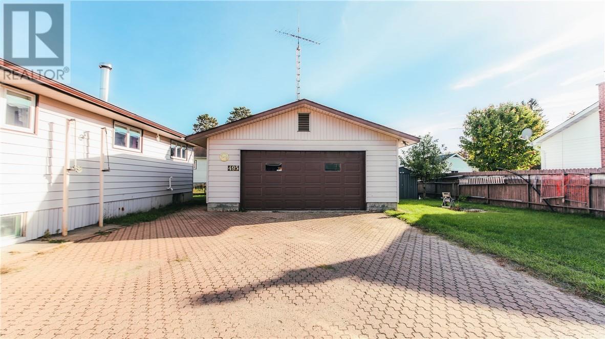 495 Imperial Street, Massey, Ontario  P0P 1P0 - Photo 4 - 2130656