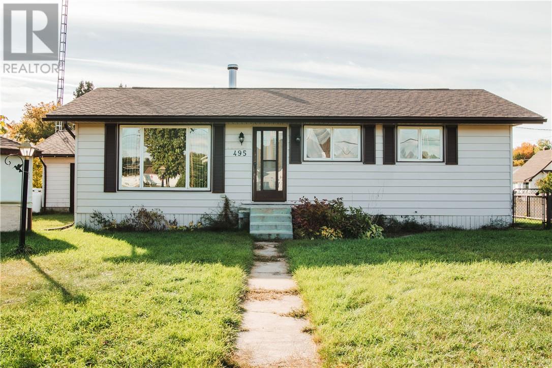 495 Imperial Street, Massey, Ontario  P0P 1P0 - Photo 2 - 2130656