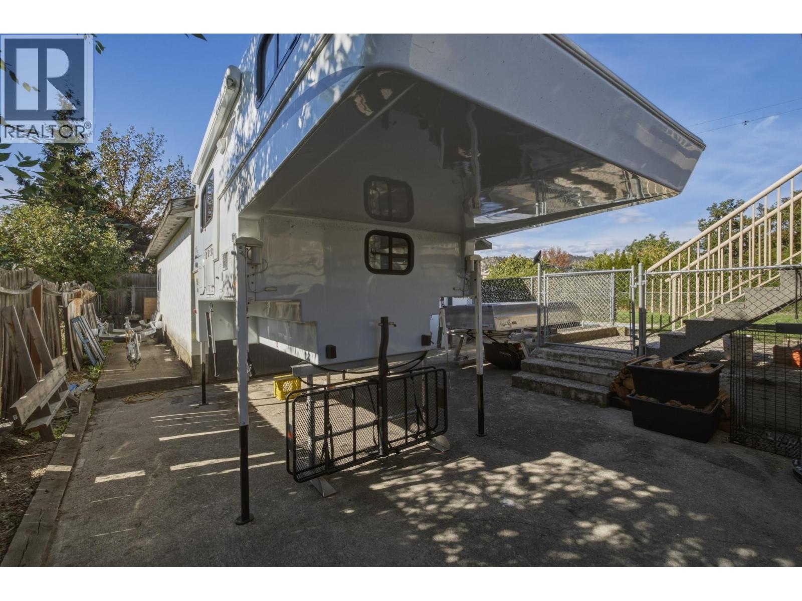 620 Ziprick Road, Kelowna, British Columbia  V1X 5R5 - Photo 51 - 10402193