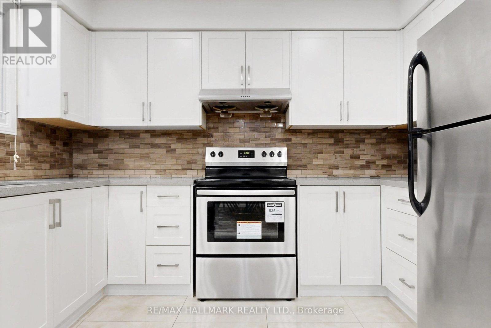 22 Pining Road, Markham, Ontario  L3T 5N6 - Photo 10 - N13856832
