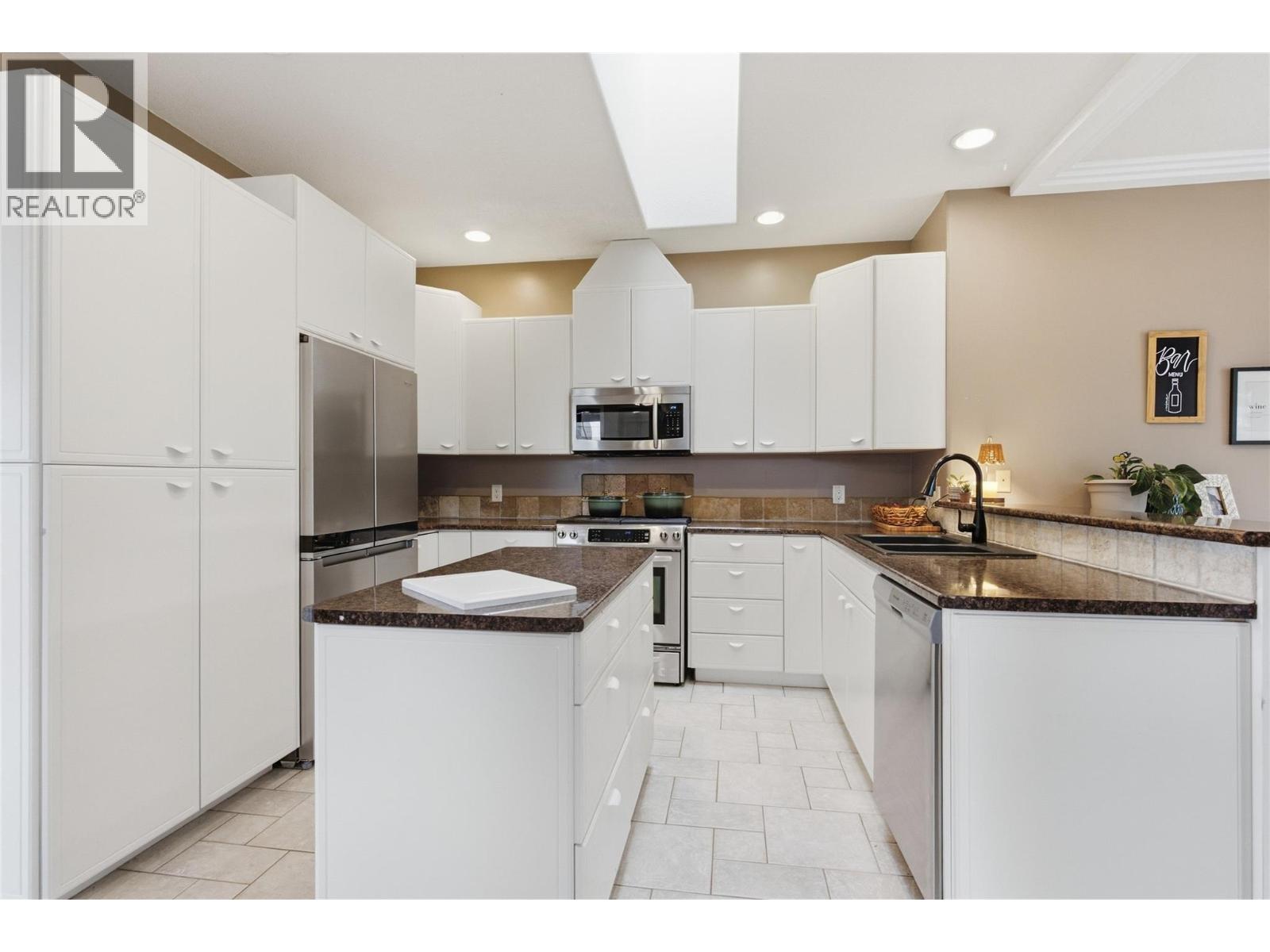 2025 Panorama Court