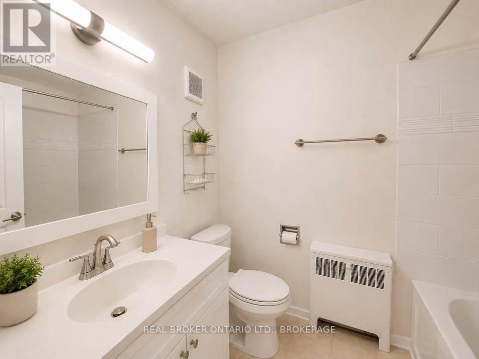 6-279 Helen St Helen Street, Kingston, Ontario K7L 4P6 - Photo 5 - X13855448