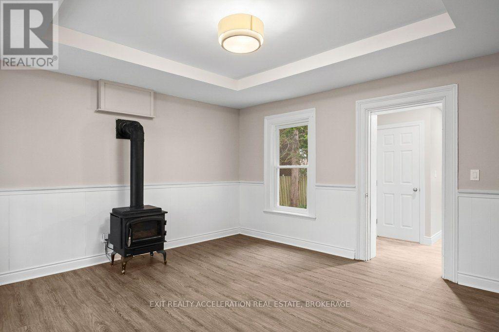 211 Bridge Street W, Greater Napanee, Ontario  K7R 2E5 - Photo 13 - X13857106