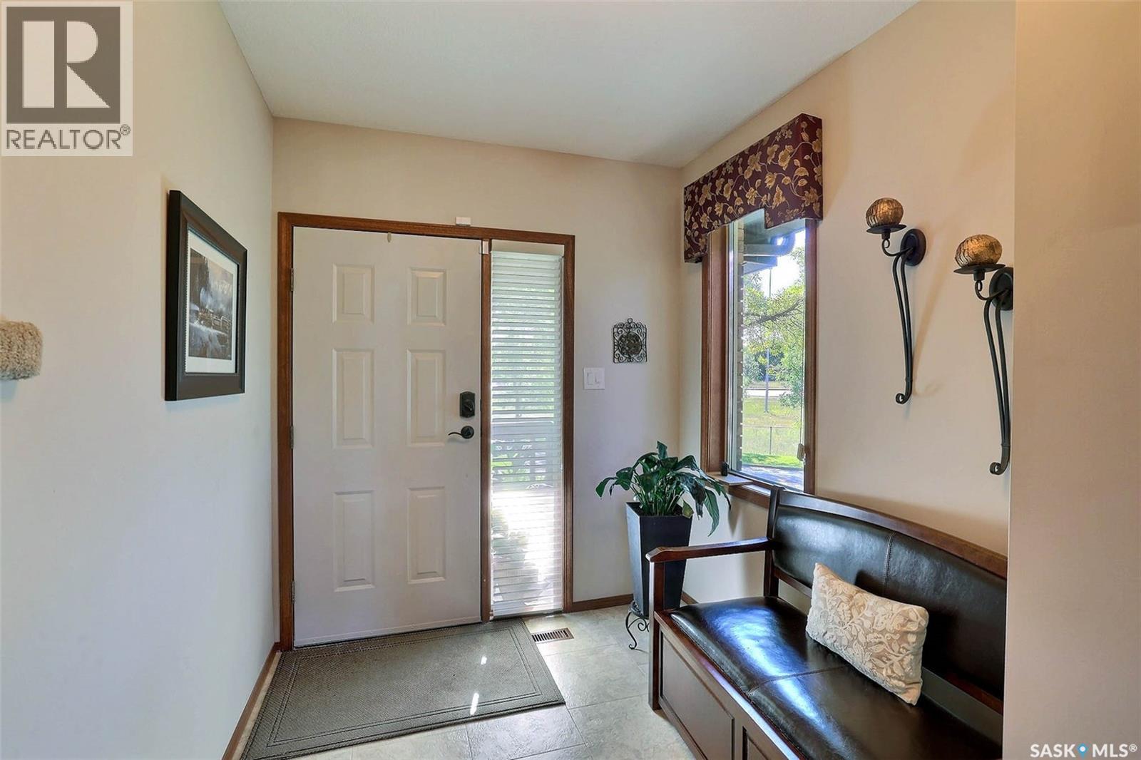 338 Avon Drive, Regina, Saskatchewan  S4V 1L8 - Photo 6 - SK050068