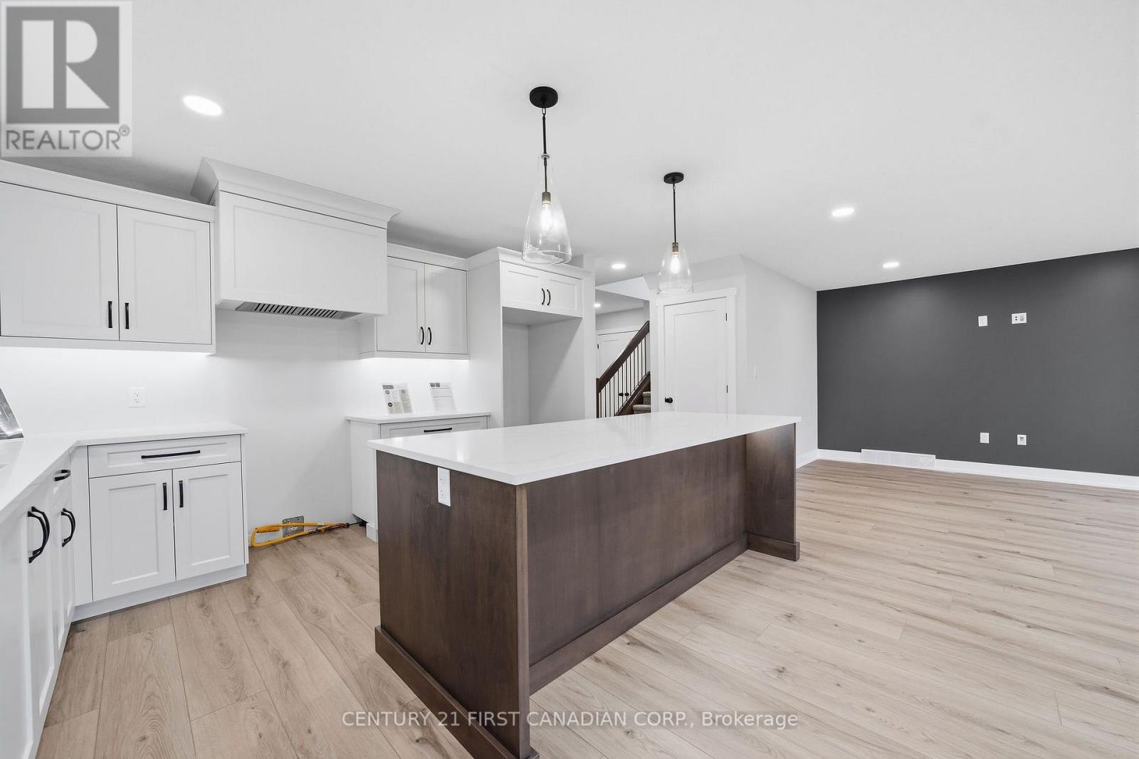 5 Doerr Court, North Middlesex, Ontario  N0M 1A0 - Photo 13 - X13857012