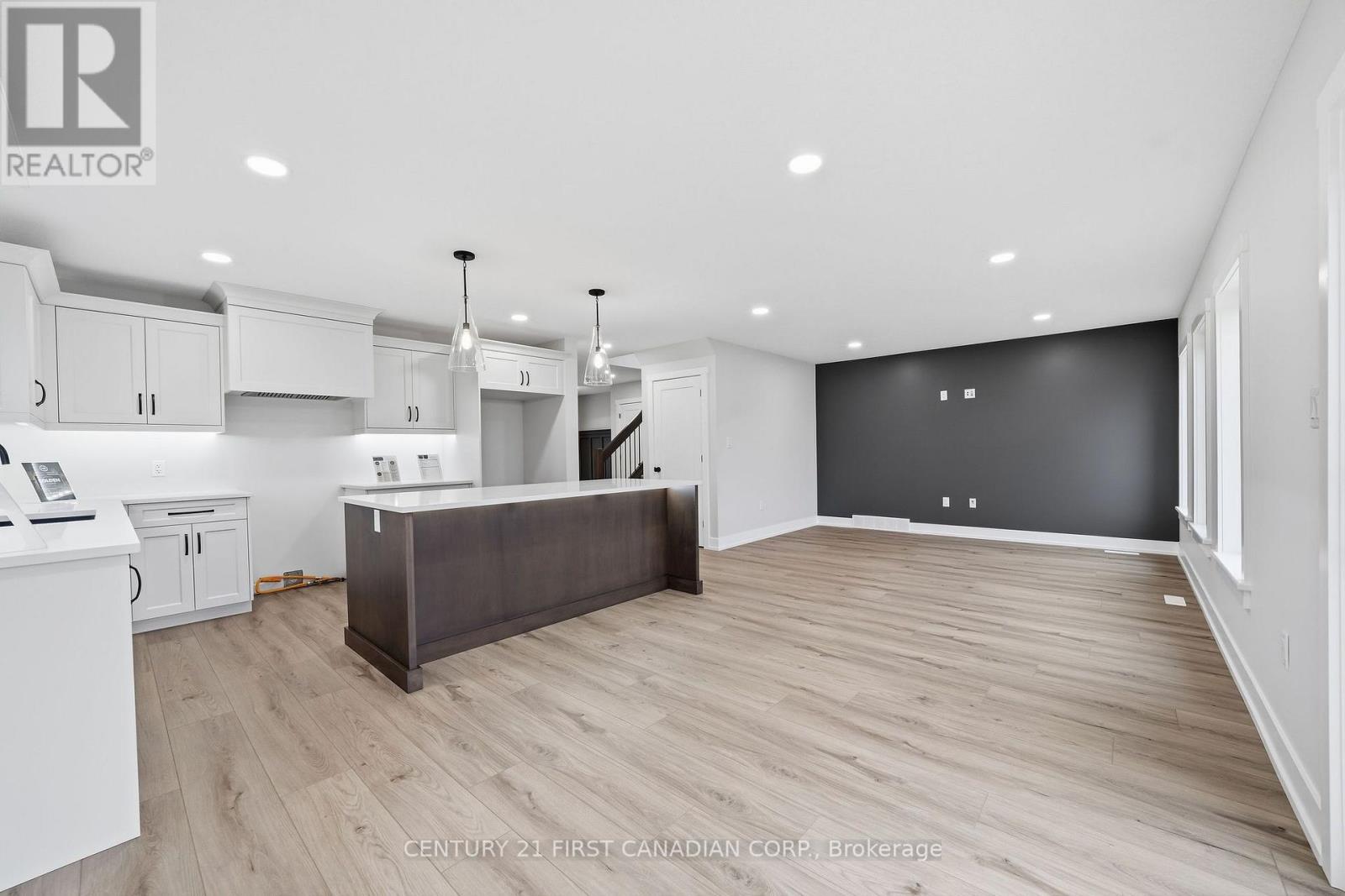 5 Doerr Court, North Middlesex, Ontario  N0M 1A0 - Photo 15 - X13857012