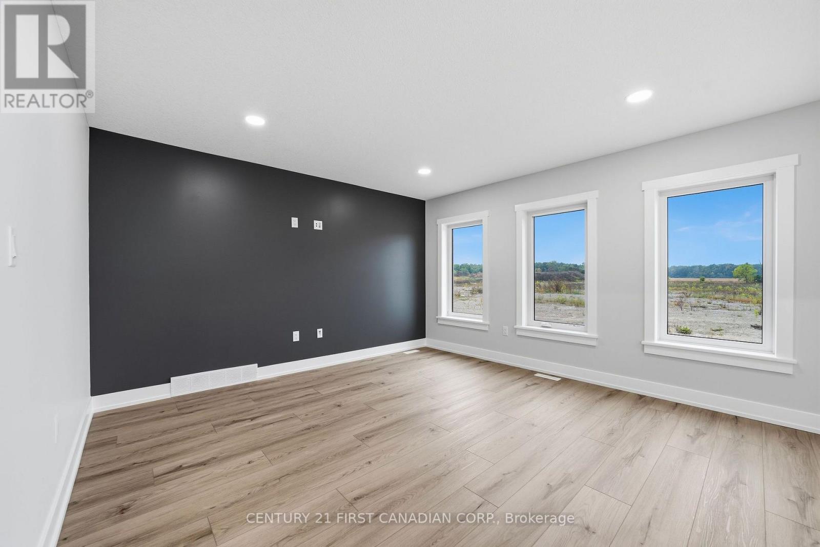 5 Doerr Court, North Middlesex, Ontario  N0M 1A0 - Photo 16 - X13857012