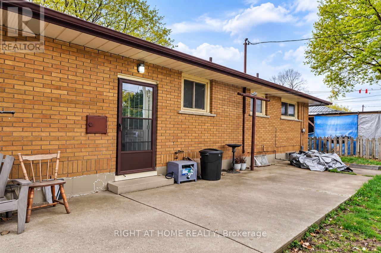Basement - 200 Renfro Crescent, London South, Ontario  N5Z 3B7 - Photo 2 - X13857088