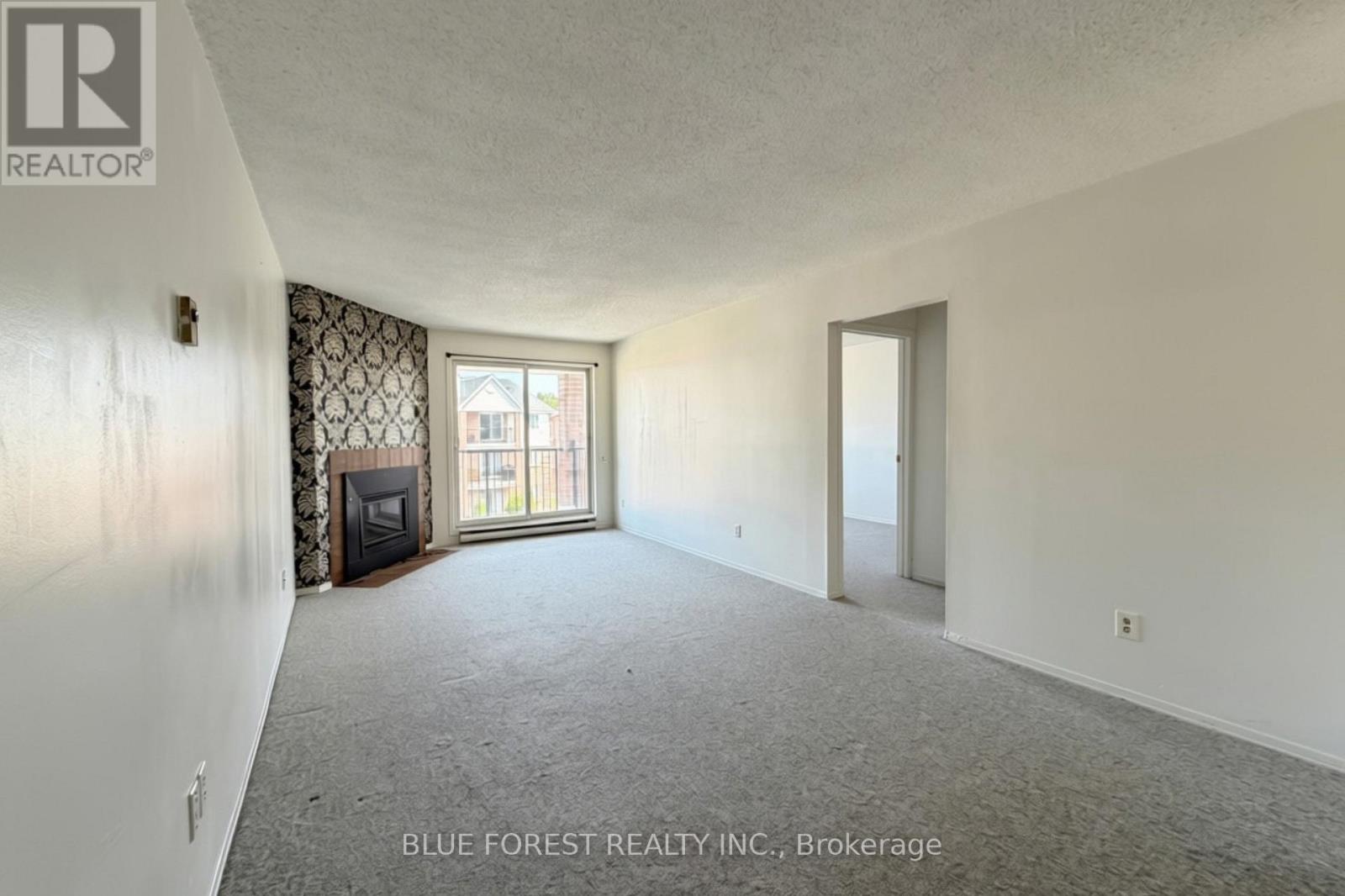 141 - 1096 Jalna Boulevard, London South, Ontario  N6E 3B8 - Photo 3 - X13857100