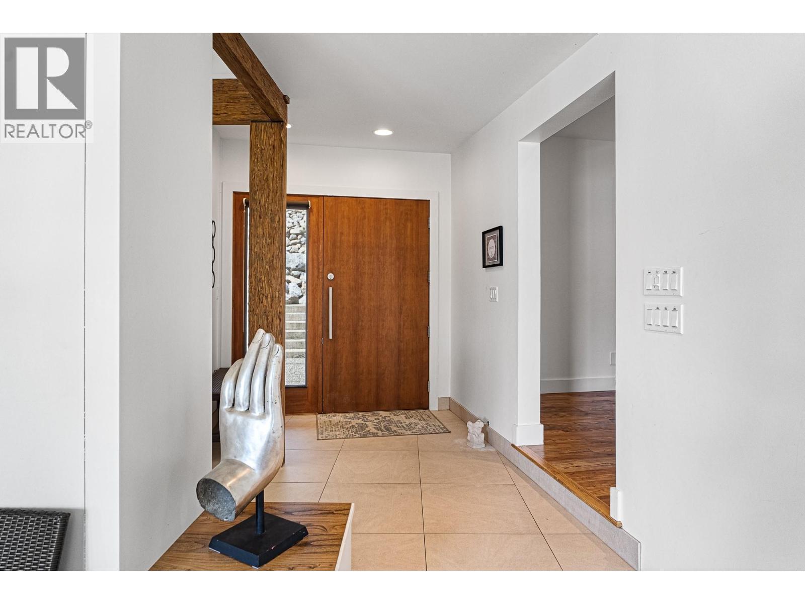 6588 Monck Park Road