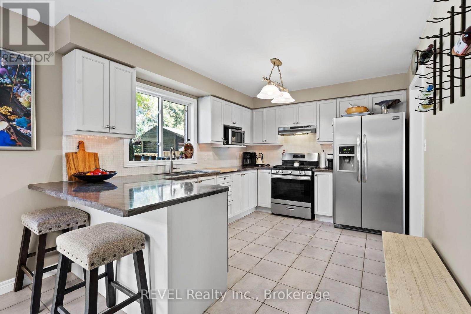 98 Debora Drive, Grimsby, Ontario  L3M 4J3 - Photo 22 - X13856856