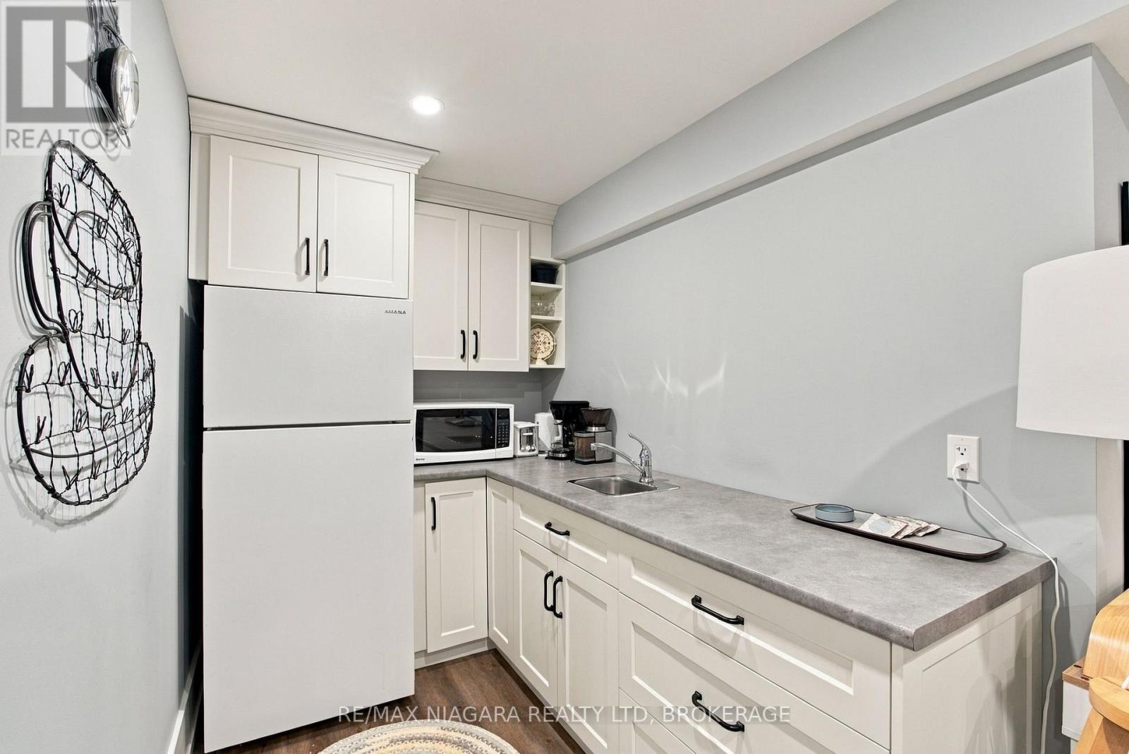 11 Wilberforce Avenue, Niagara-On-The-Lake, Ontario  L0S 1J0 - Photo 37 - X13856862