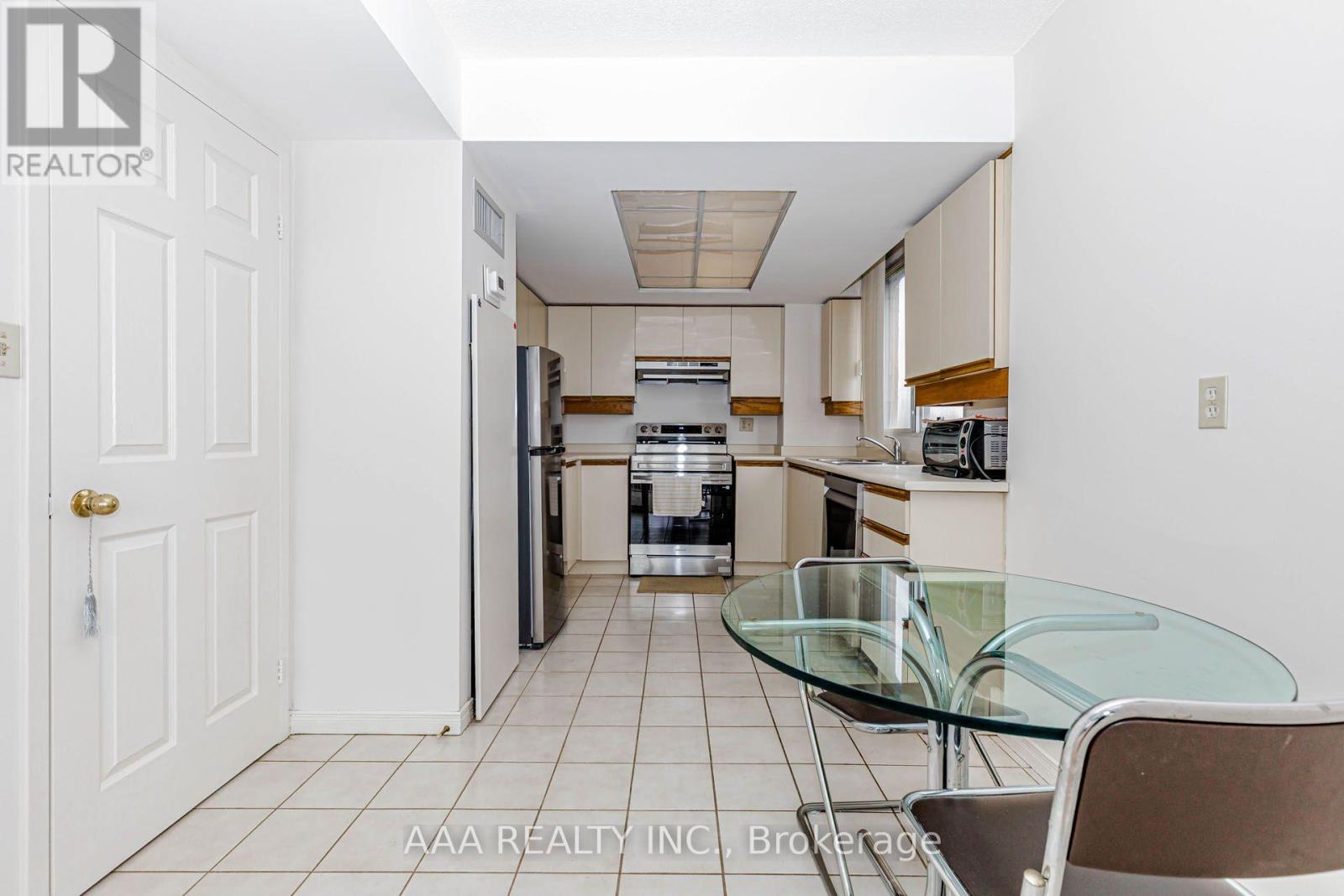 2101 - 5 Concorde Place, Toronto, Ontario  M3C 3M8 - Photo 16 - C13857050