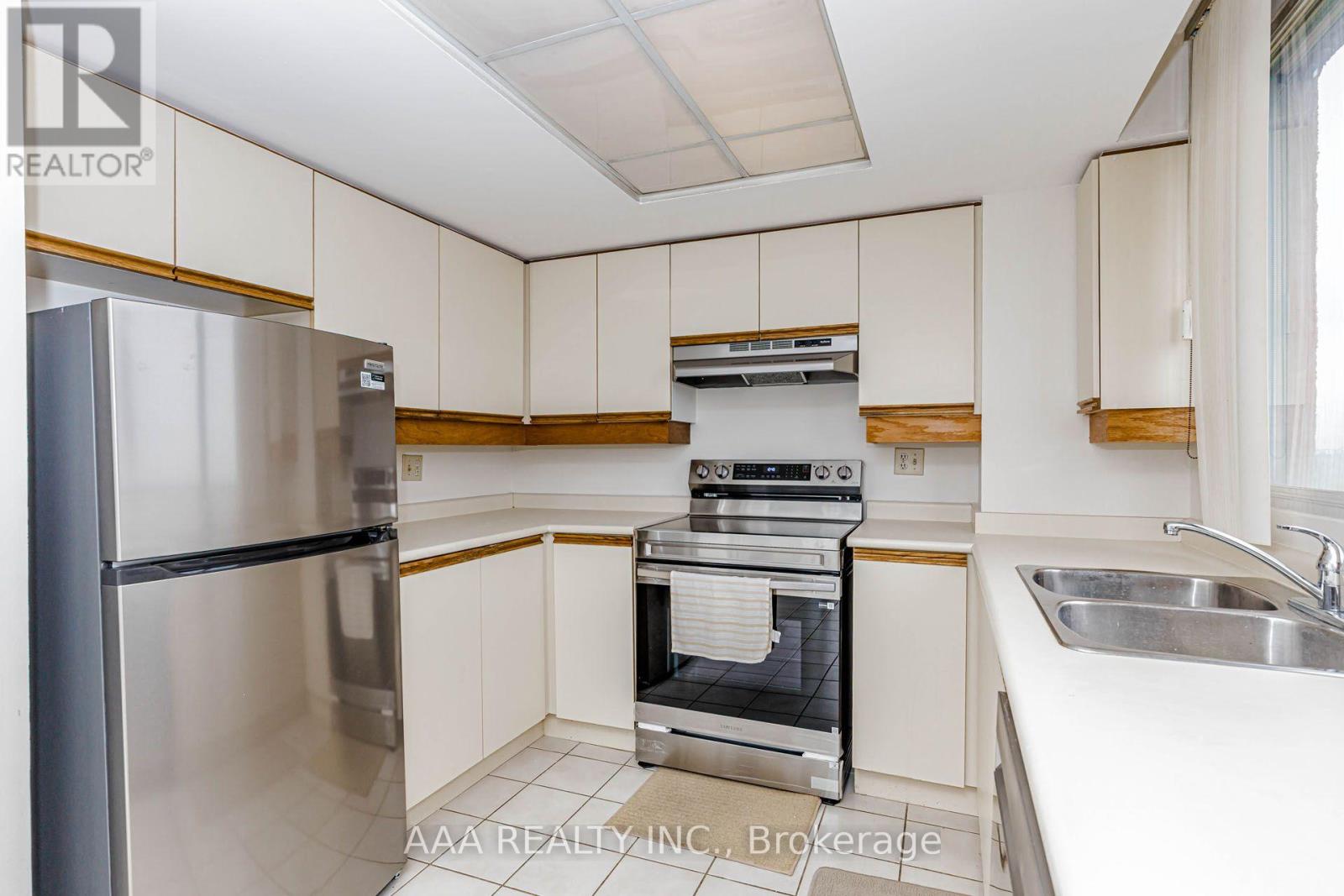 2101 - 5 Concorde Place, Toronto, Ontario  M3C 3M8 - Photo 18 - C13857050