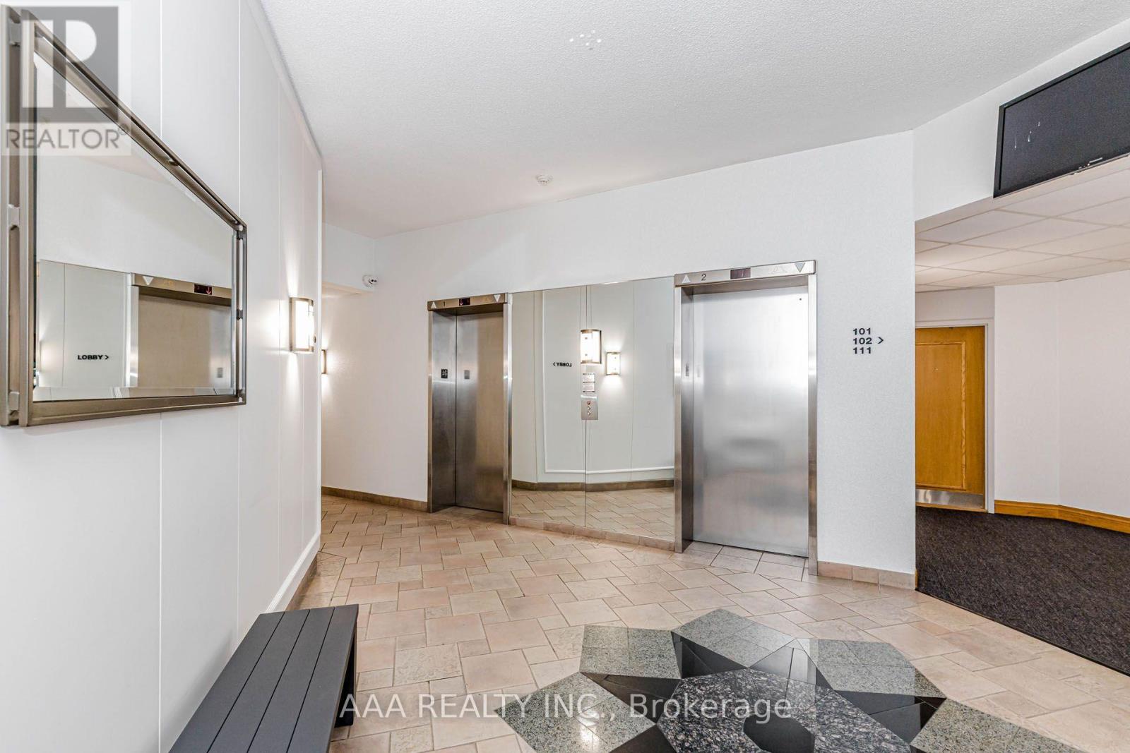 2101 - 5 Concorde Place, Toronto, Ontario  M3C 3M8 - Photo 4 - C13857050