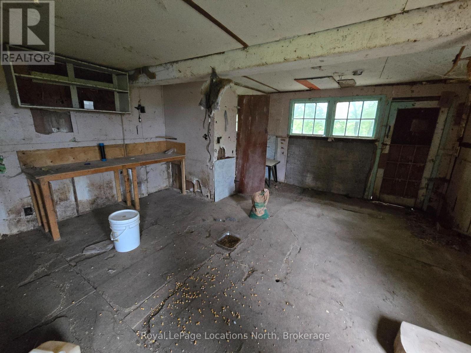 2939 92 County Road, Springwater, Ontario  L9Z 2X2 - Photo 23 - S13857020