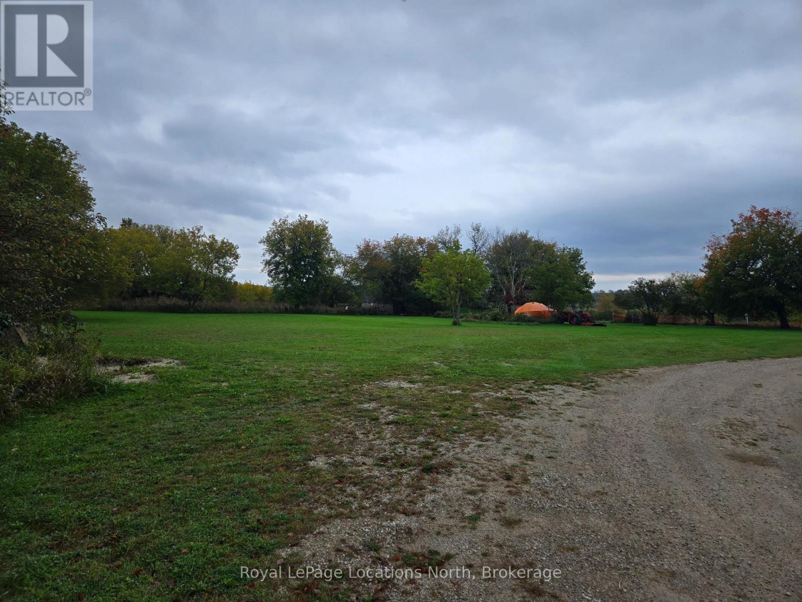 2939 92 County Road, Springwater, Ontario  L9Z 2X2 - Photo 5 - S13857020
