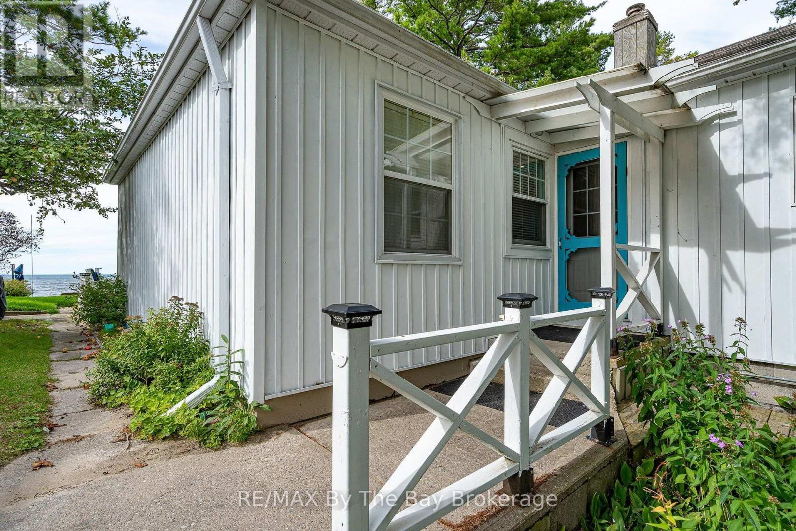 150 Santos Lane, Wasaga Beach, Ontario  L9Z 2M1 - Photo 8 - S13857072
